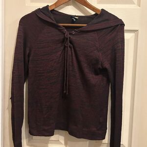 Prince & Fox Maroon Hoodie Sweatshirt - size medium